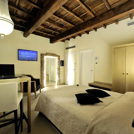 Bed and Breakfast 27 Φεράρα