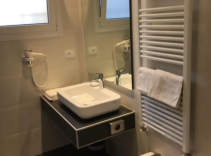 27 Bed and Breakfast Φεράρα