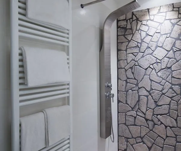 27 Bed and Breakfast